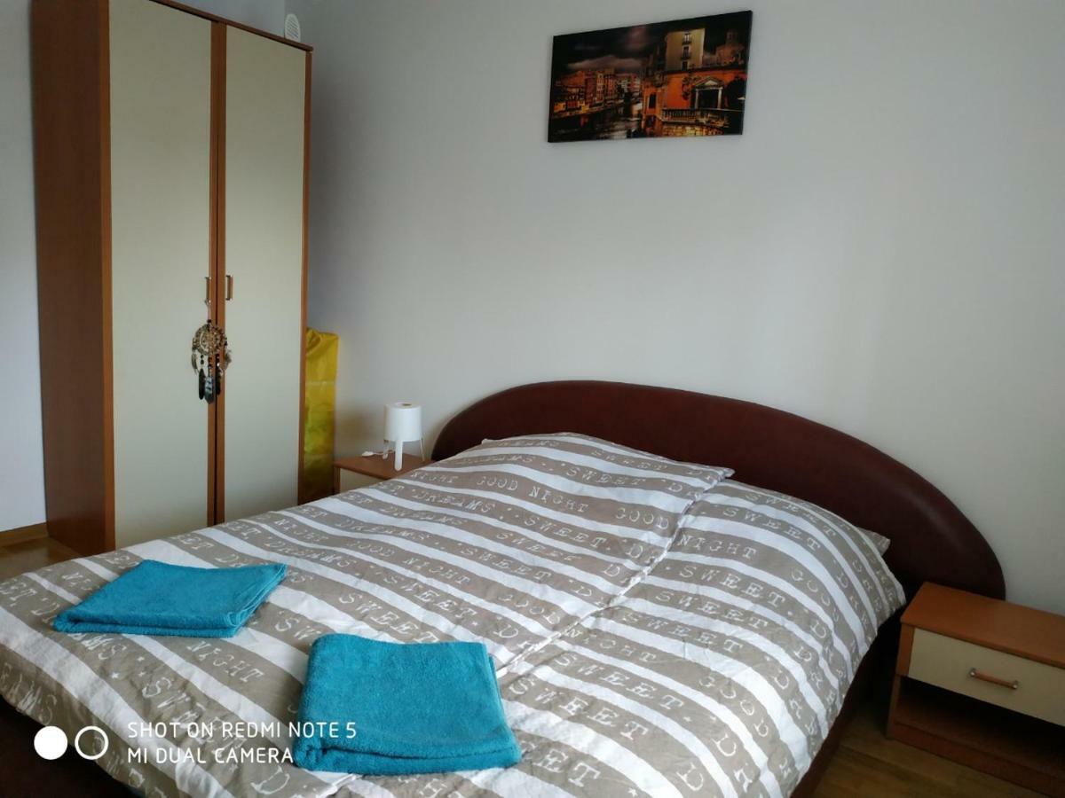 Apartment Jelena Zrenjanin Exterior photo